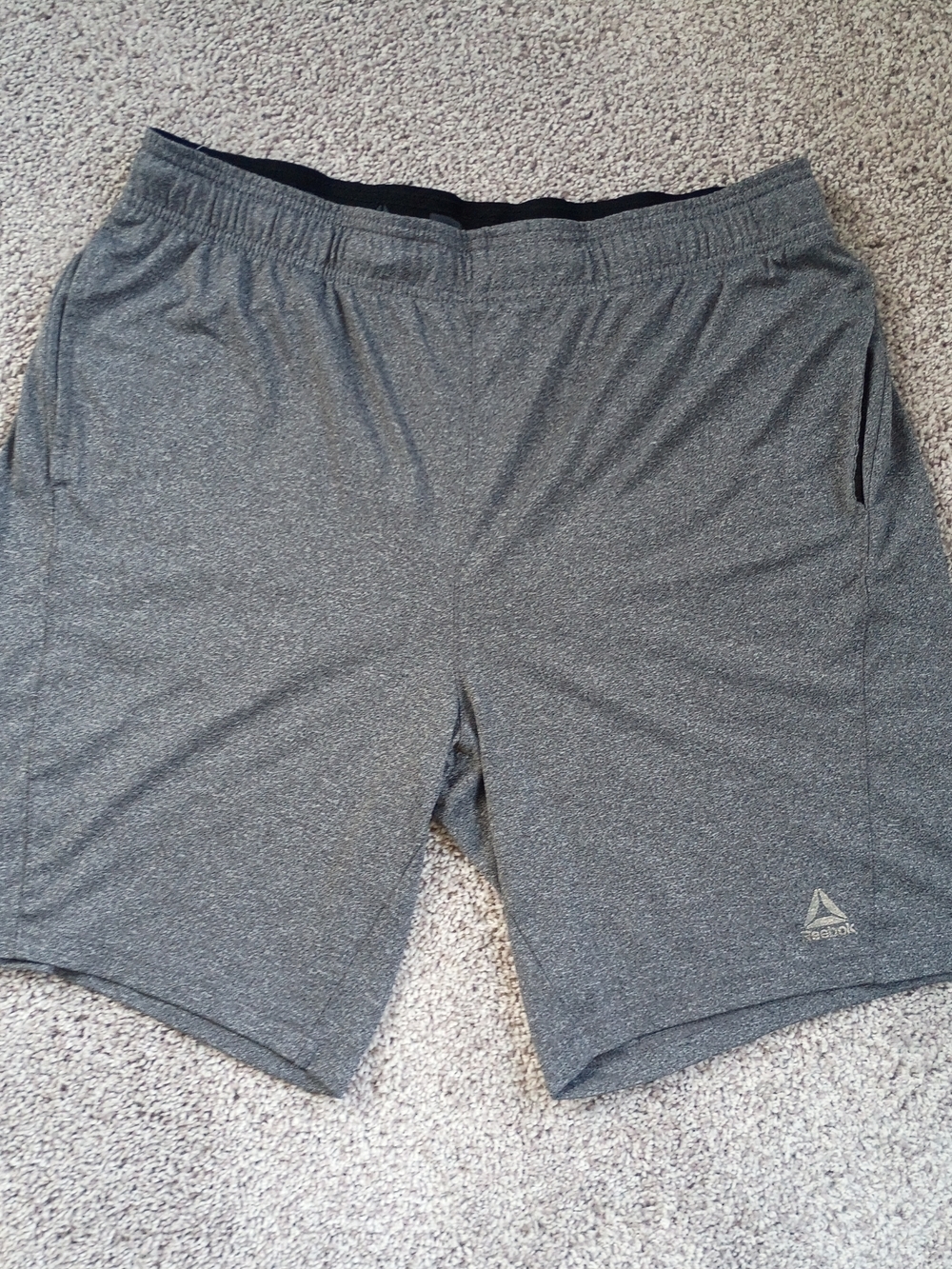 Reebok Shorts, Athletic Men's Gray Size medium